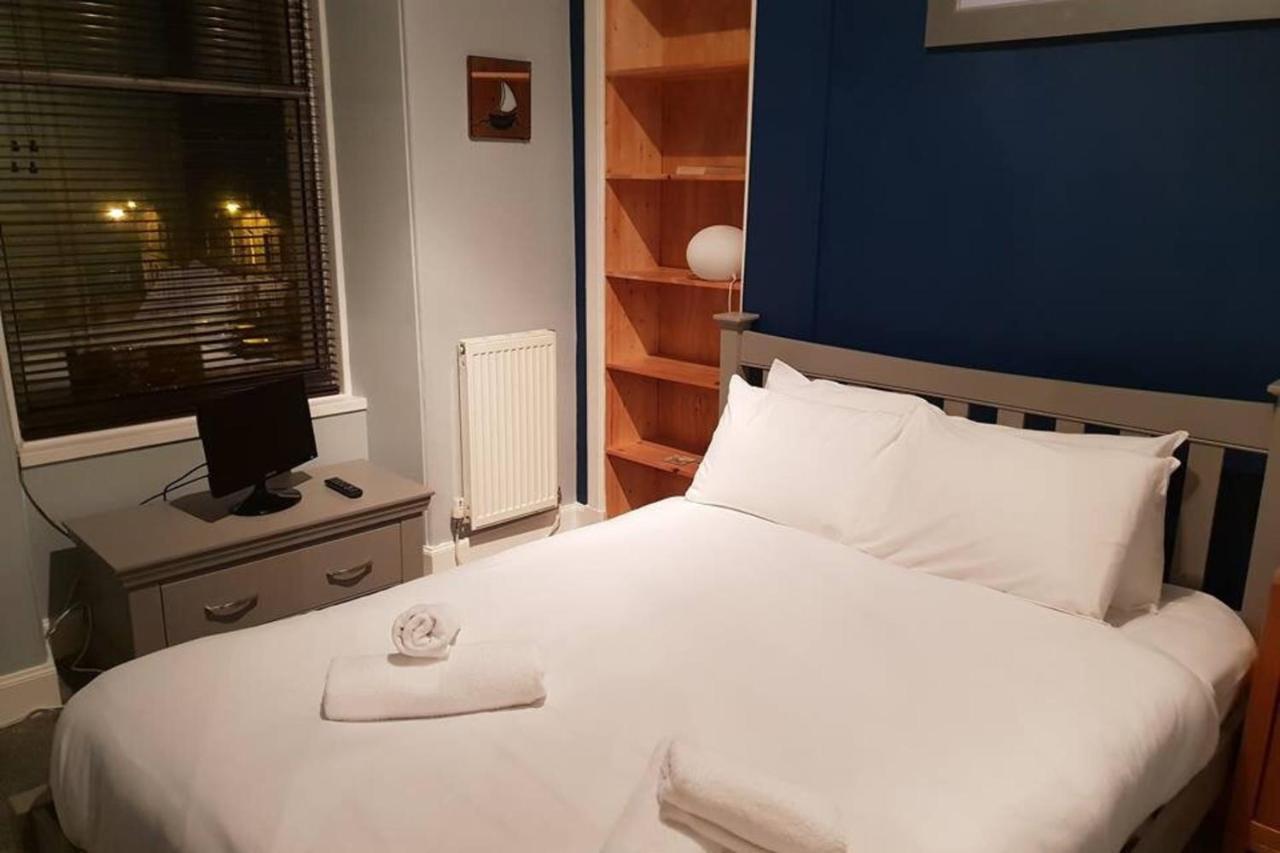 Bright 1 Bedroom Apartment Near City Centre EDI Exterior foto